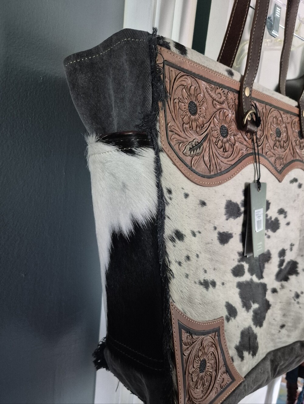 Myra Cartwright Hand-Tooled Bag - Picture 9 of 9
